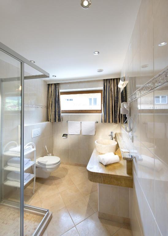 Koupelna v ubytování Hotel Wiesenegg