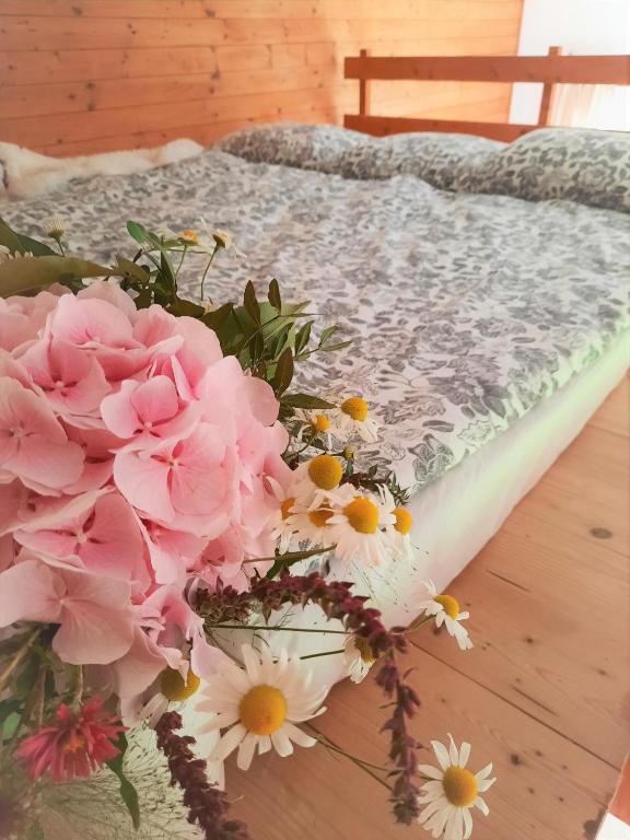 Postel nebo postele na pokoji v ubytování Velký apartmán Cihlarka