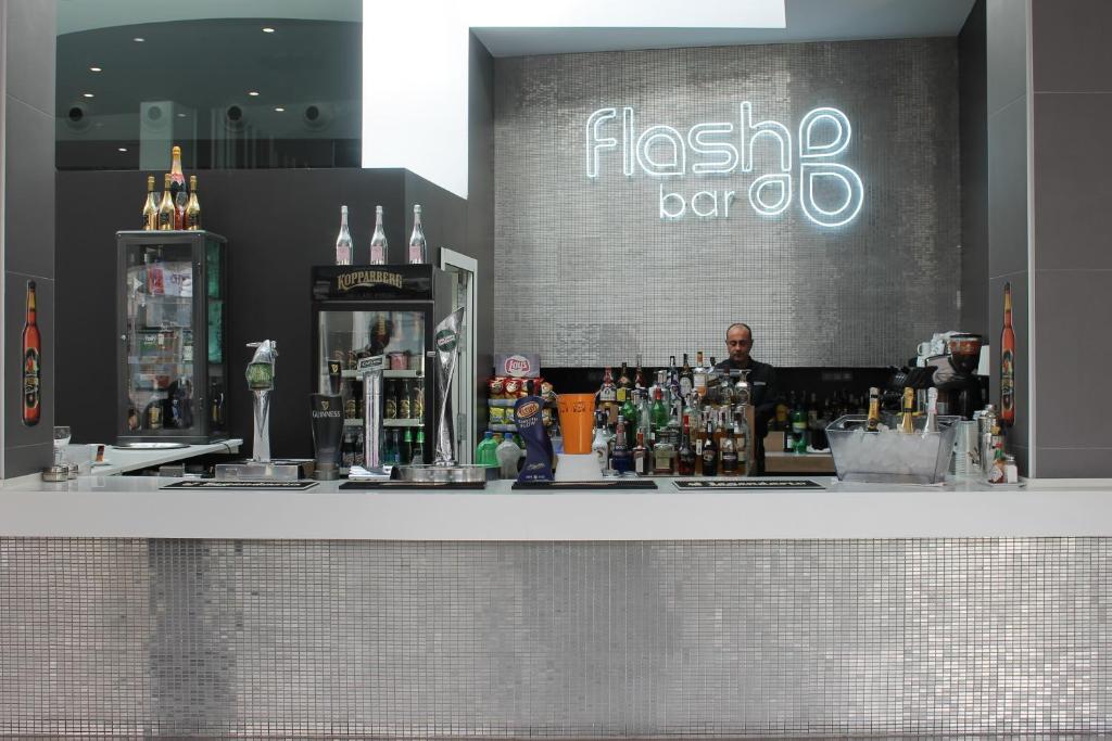 Flash Hotel Benidorm - Recommended Adults Only 4 Sup - Resim 39