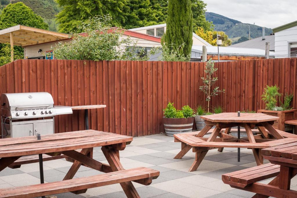 Nelson City TOP 10 Holiday Park - Resim 21