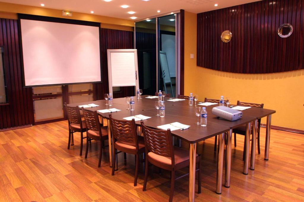 Konferenční prostory v ubytování Hôtel Restaurant l'Hirondelle