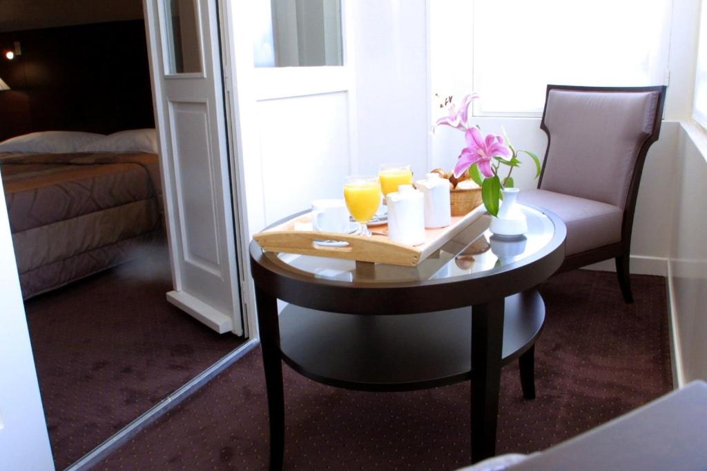 Posezení v ubytování Hôtel Restaurant l'Hirondelle