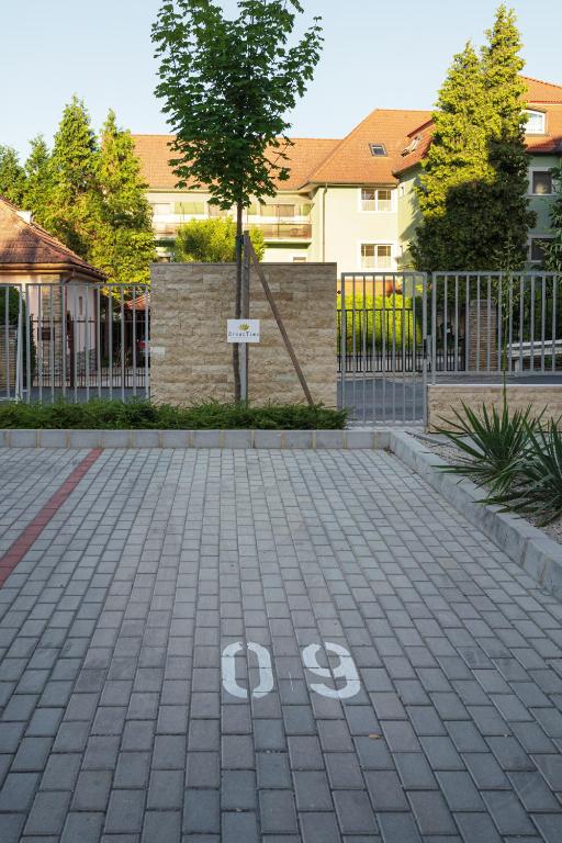 Foto Hévízis asuva majutusasutuse Spa Residence Carbona Great Time Apartman galeriist