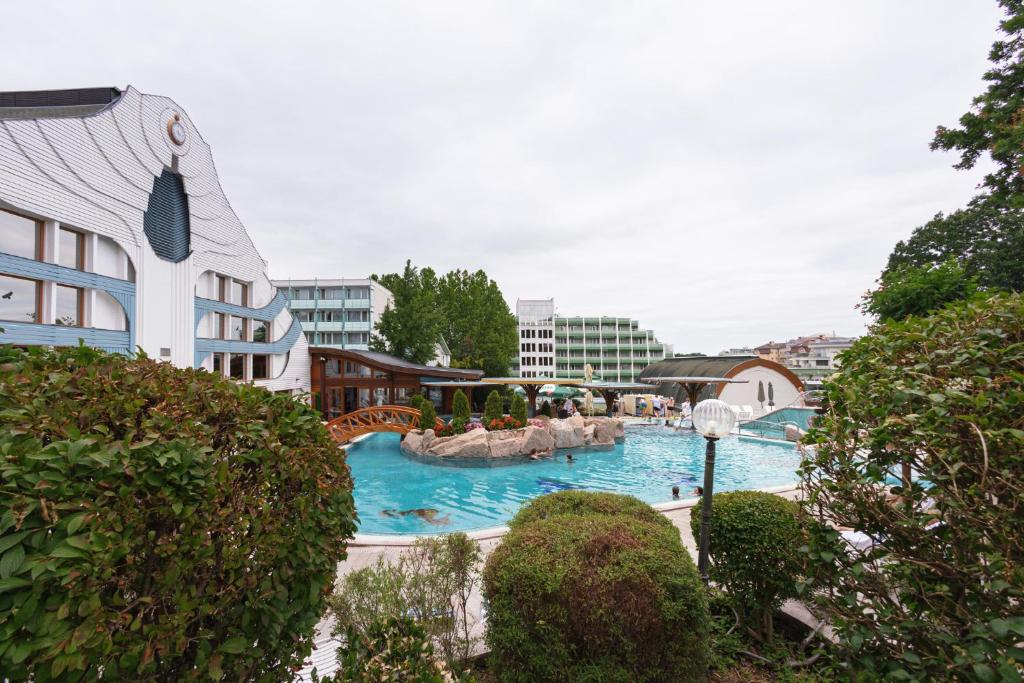 Bassein majutusasutuses Spa Residence Carbona Great Time Apartman või selle lähedal