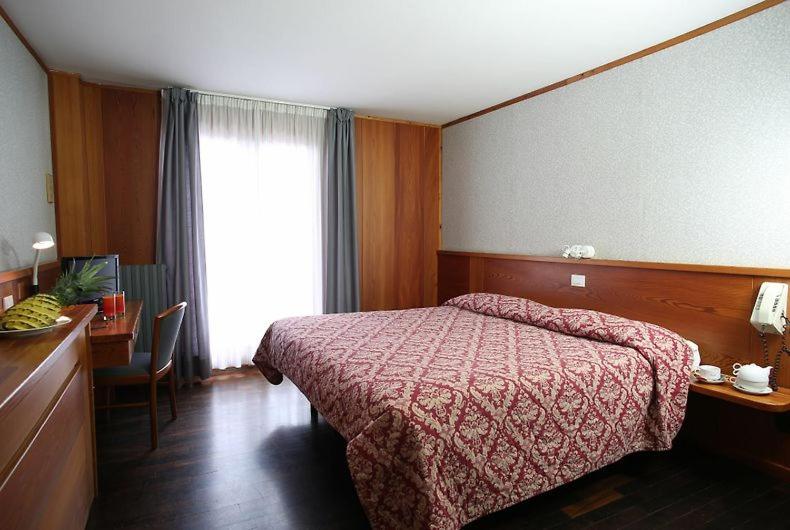 La Trinitè Monboso Hotel - Habitación Doble