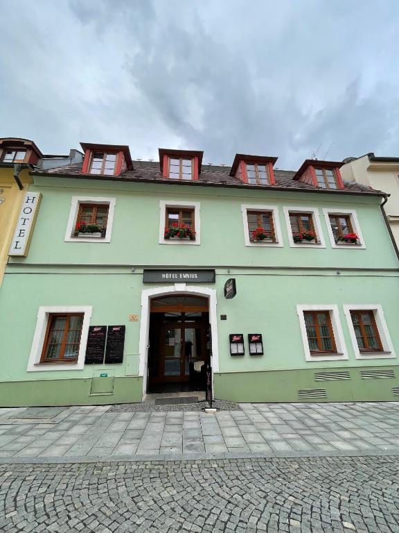 Budova, kde se hotel nachází