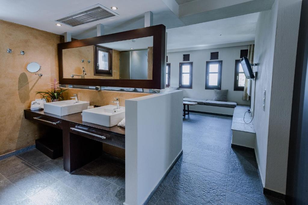 12 Months Resort & Spa - 14