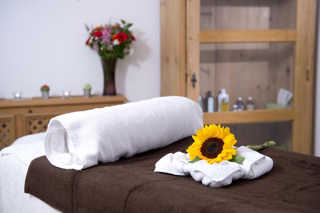 Postel nebo postele na pokoji v ubytování Hotel Wiesenegg