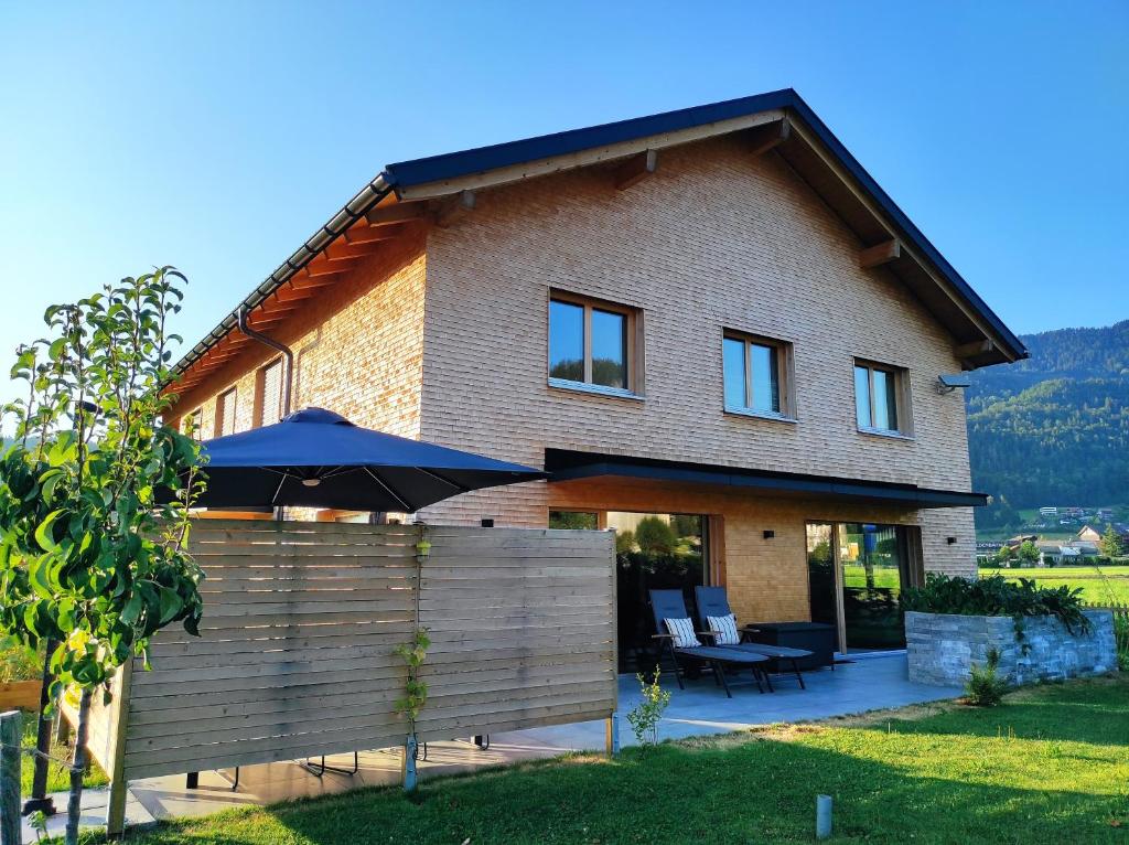 Nespecifikovaný výhled na hory nebo výhled na hory při pohledu z apartmánu