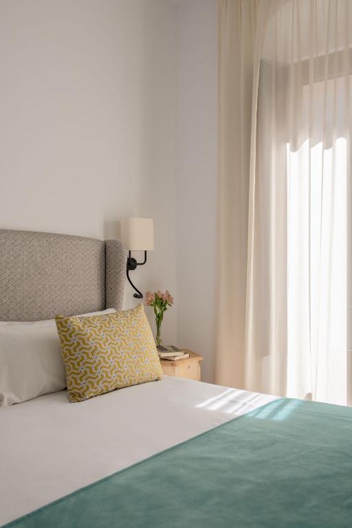 Coliseum Boutique Apartments - 10