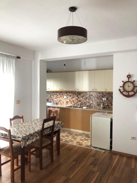 Guest House, Apartament me qera ditore, Pogradec, Albania