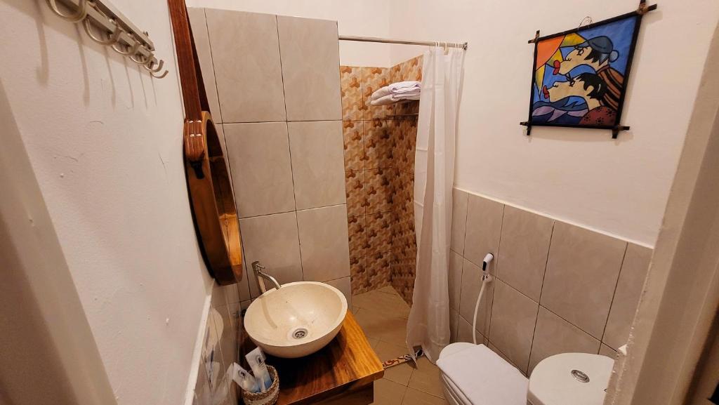 Koupelna v ubytování Al Kabron Inn