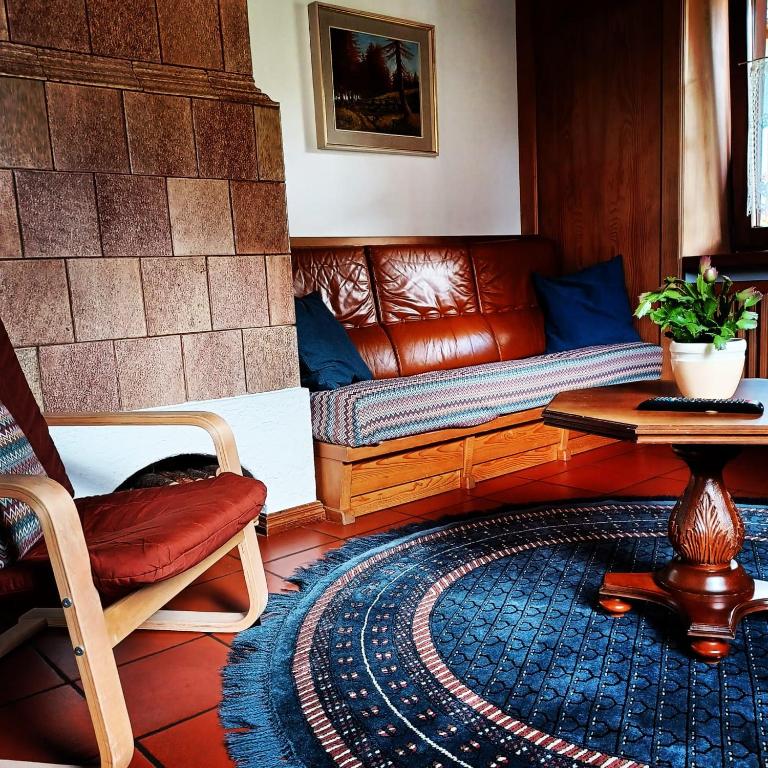 A seating area at Villa Noce 2