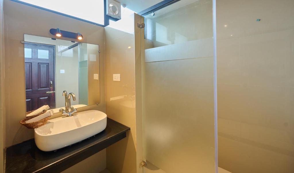Thekkady Gavi Suites - Family Junior Suite