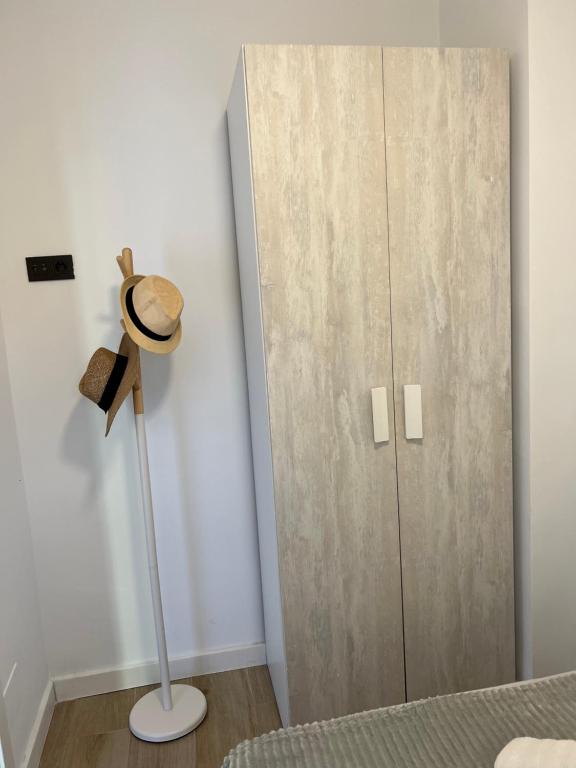 Posteľ alebo postele v izbe v ubytovaní PUERTO BANUS Apartamento PICASSO