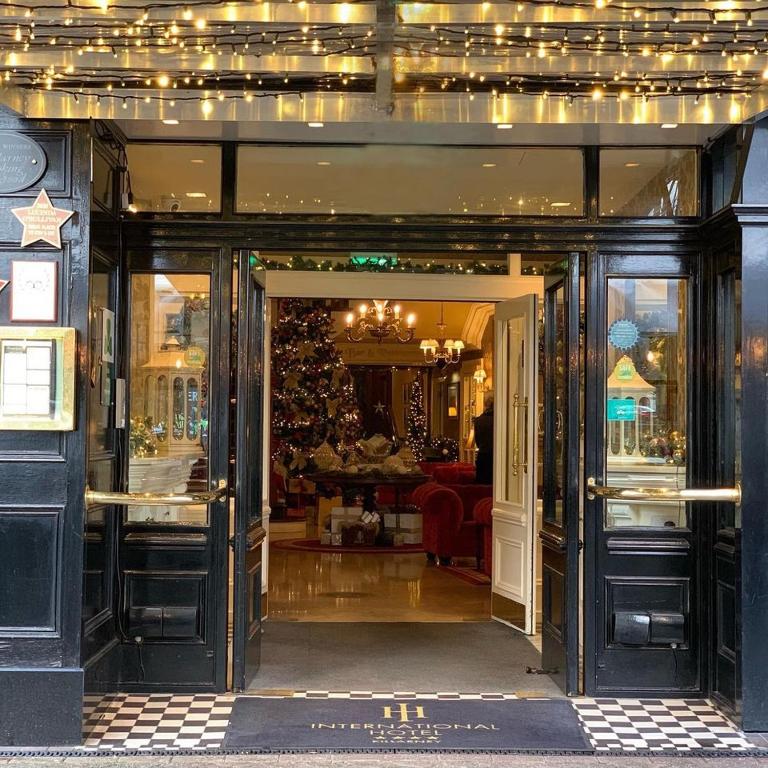 International Hotel Killarney - Resim 28