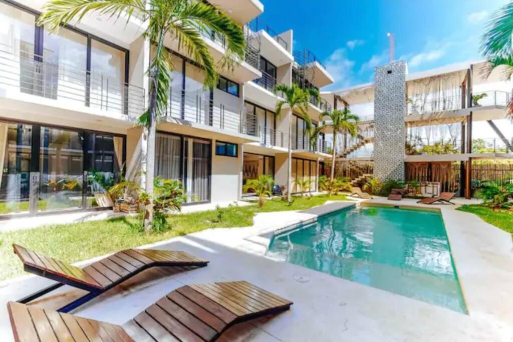 View of Singapore Holiday Apartments and Self Catering | cozycozy