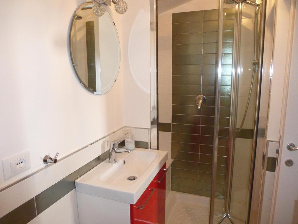 Łazienka w obiekcie Casa vacanze Albano