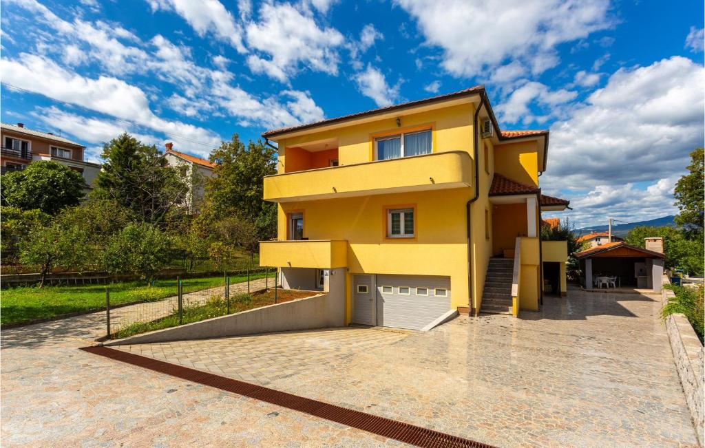 Lovely Apartment In Rijeka With Wifi