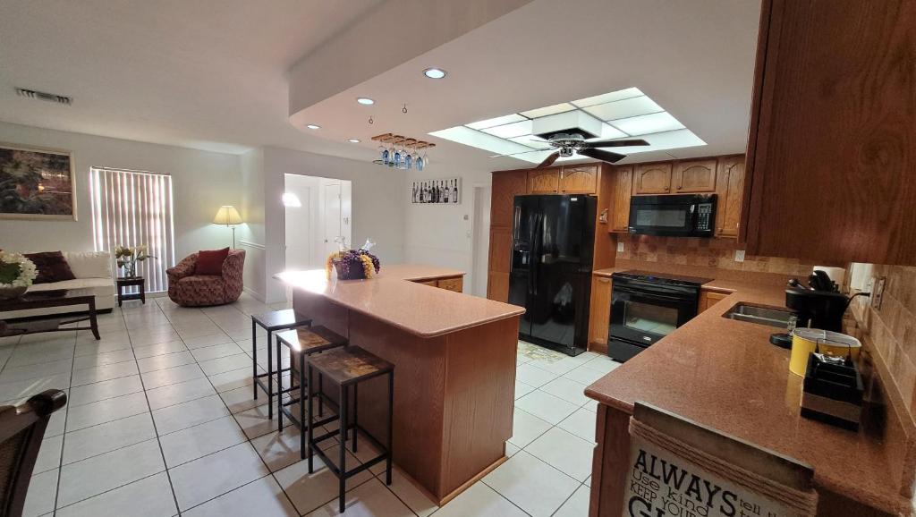 Villa Las Palmeras - Housity