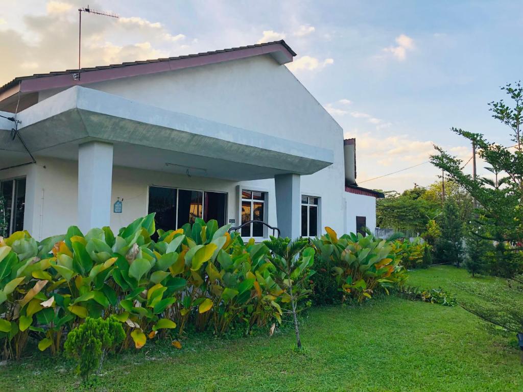 Fotografie z fotogalerie ubytování Homestay Lestary near Taiping Fast WIFI Netflix v destinaci Taiping