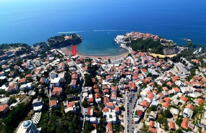 an aerial view of a city and the ocean at Apartments Djakonovic in Ulcinj