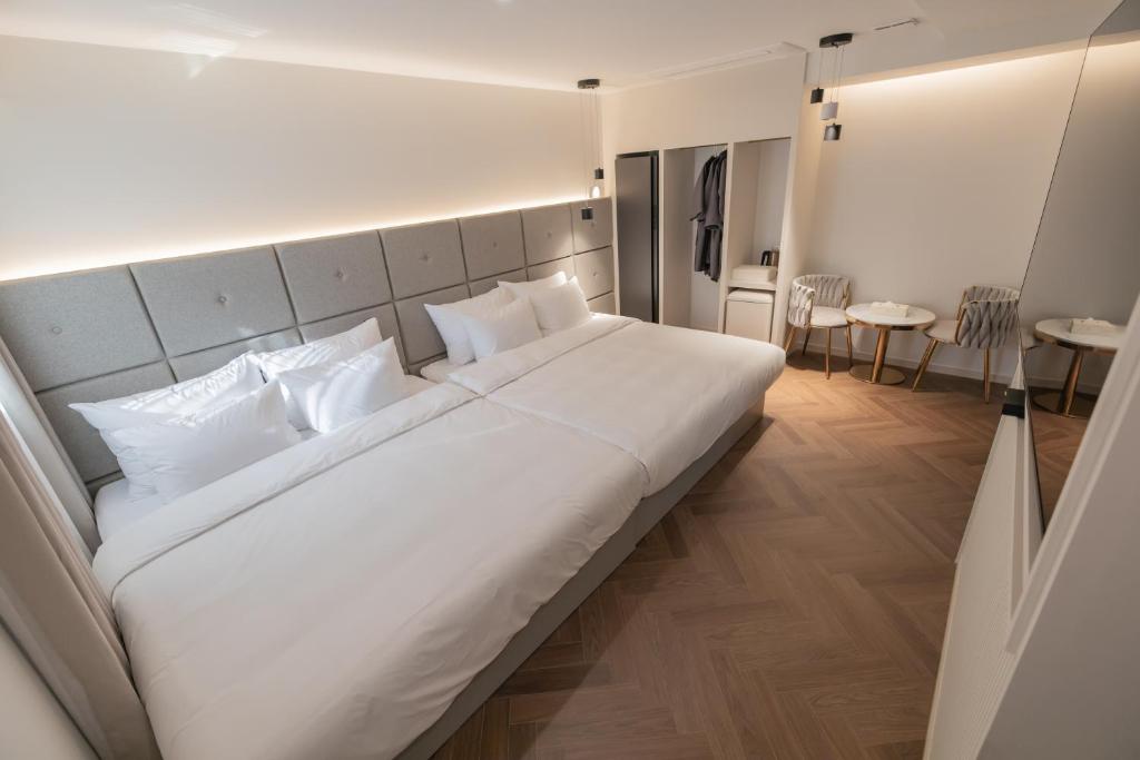 Denbasta Hotel Heritage - 