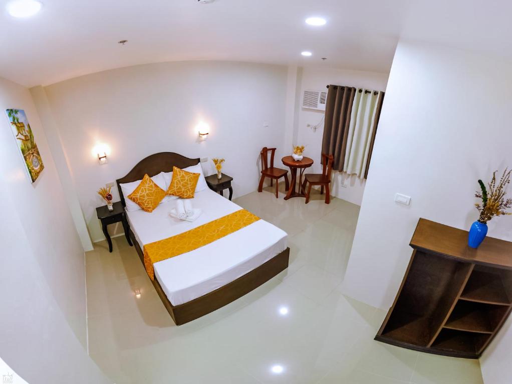Dianna’s Inn - Deluxe Double Room