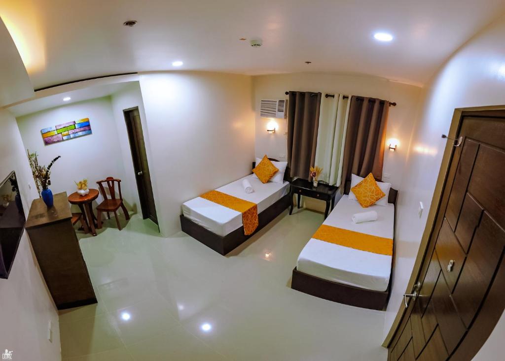 Dianna’s Inn - Deluxe Twin Room