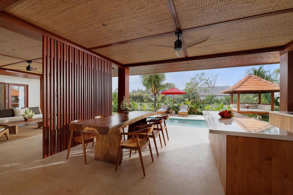 Bazén v ubytování Amarta Beach Retreat by Nakula nebo v jeho okolí