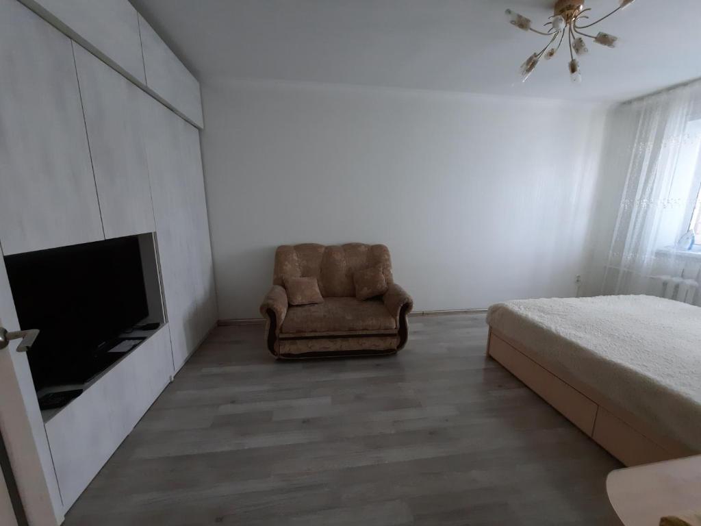 Бектурова 17 - One-Bedroom Apartment