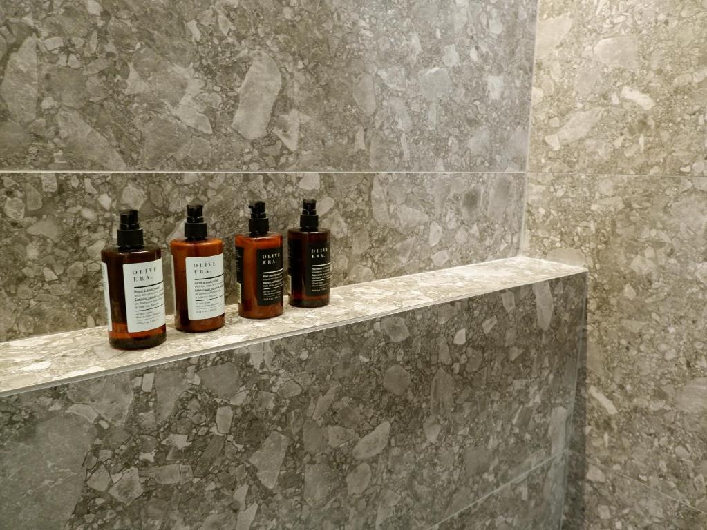 Fotografie z fotogalerie ubytování Kaiser Luxury Suites v destinaci Achílleion