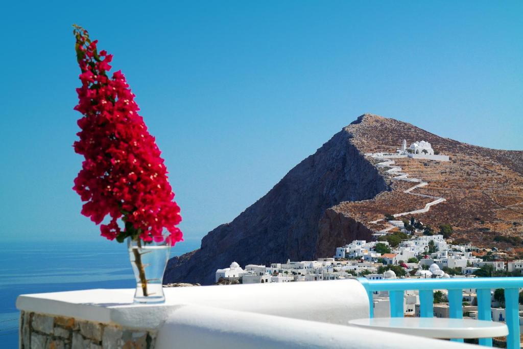 Miramare Hotel Folegandros