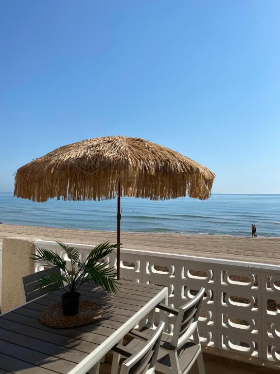 Modern beachfront townhouse, El Perelló – Updated 2023 Prices