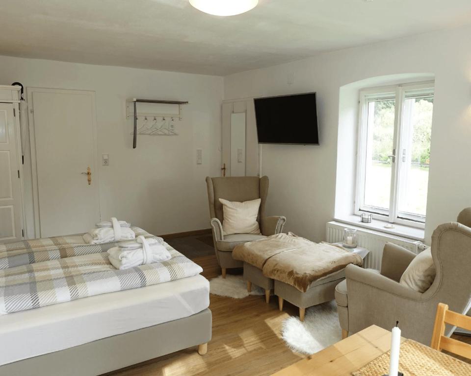 Posteľ alebo postele v izbe v ubytovaní Grüne Wiese - Gäste-Minibungalow in der Edermühle