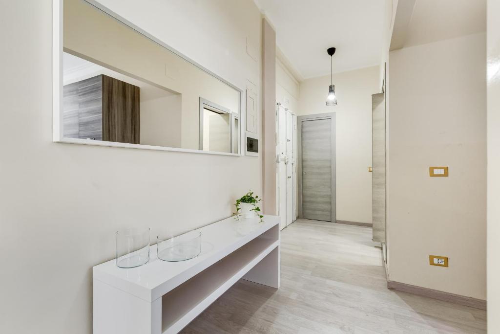 A bathroom at BDC - Prestige 3Bdr 3Bath in Monti District
