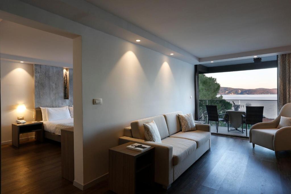 Palmon Bay Hotel & Spa - 19