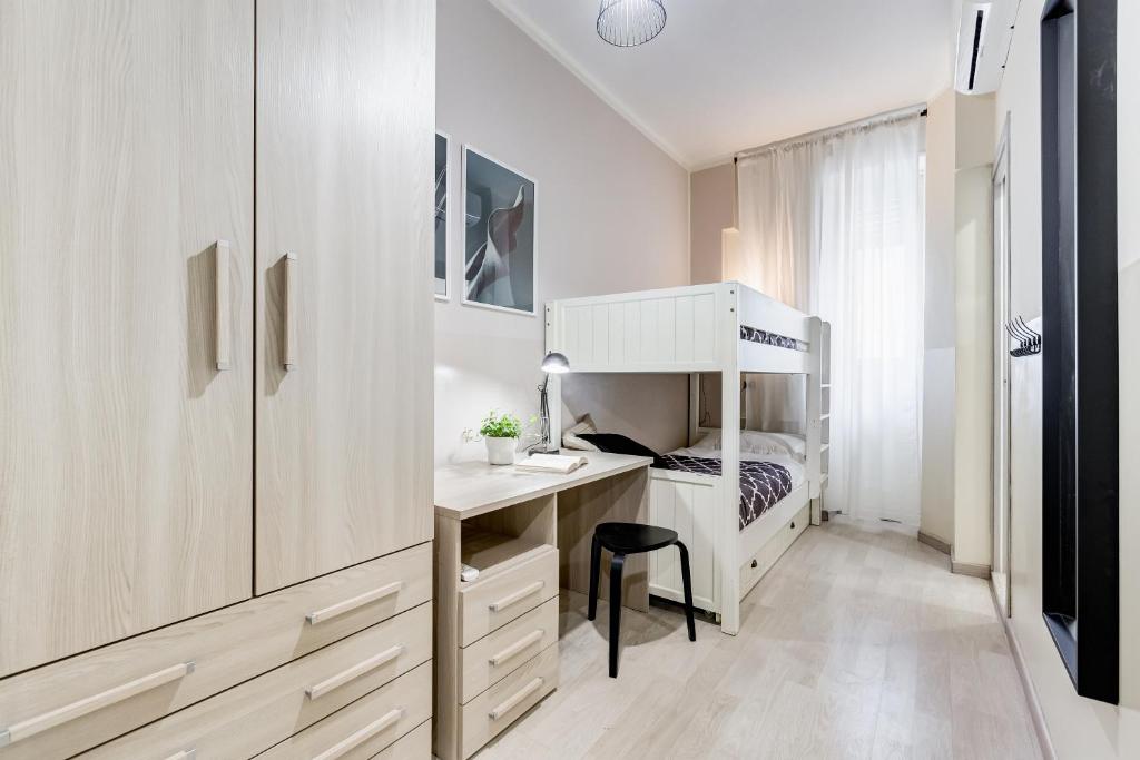 A bed or beds in a room at BDC - Prestige 3Bdr 3Bath in Monti District