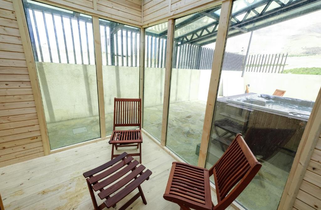 Chalet de Charme, Cedars, Lebanon, Terrace Floor - 