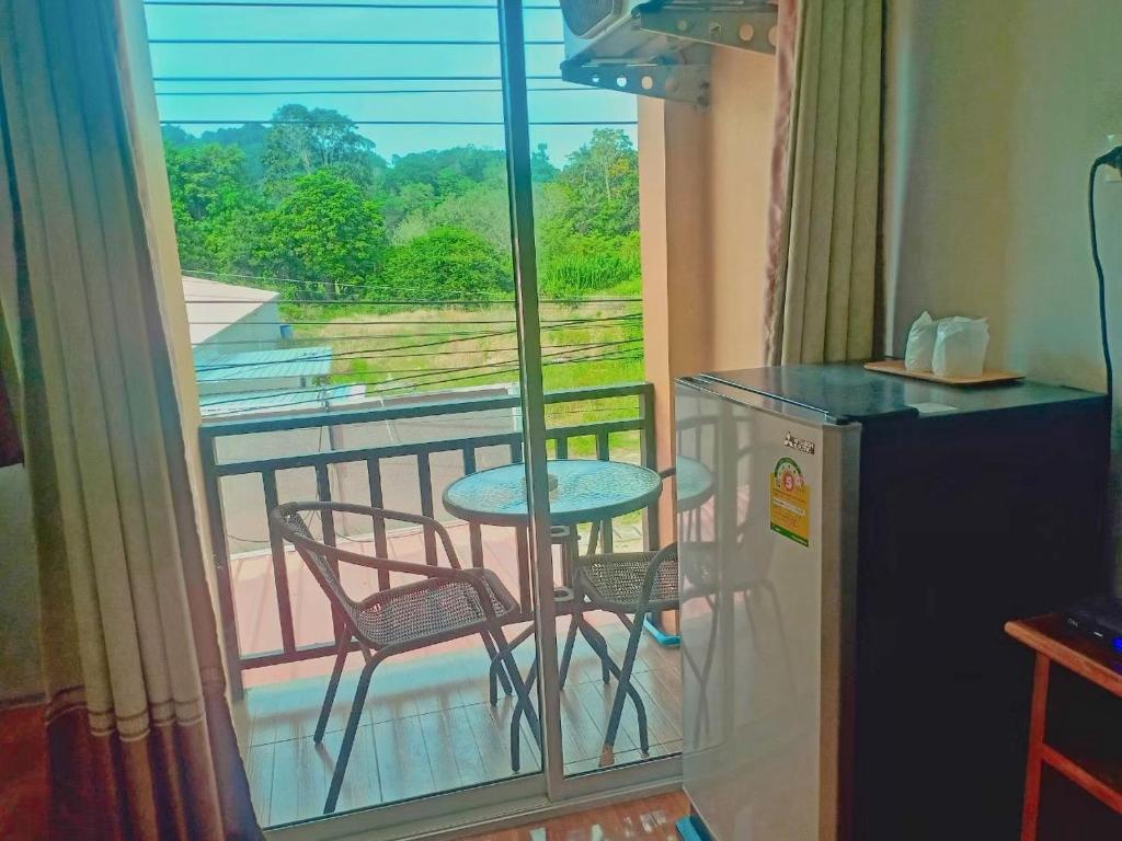 Balkón nebo terasa v ubytování Boodsarin Hotel