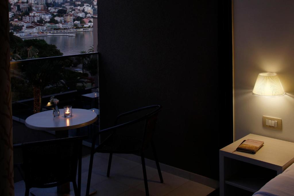 Palmon Bay Hotel & Spa - 7