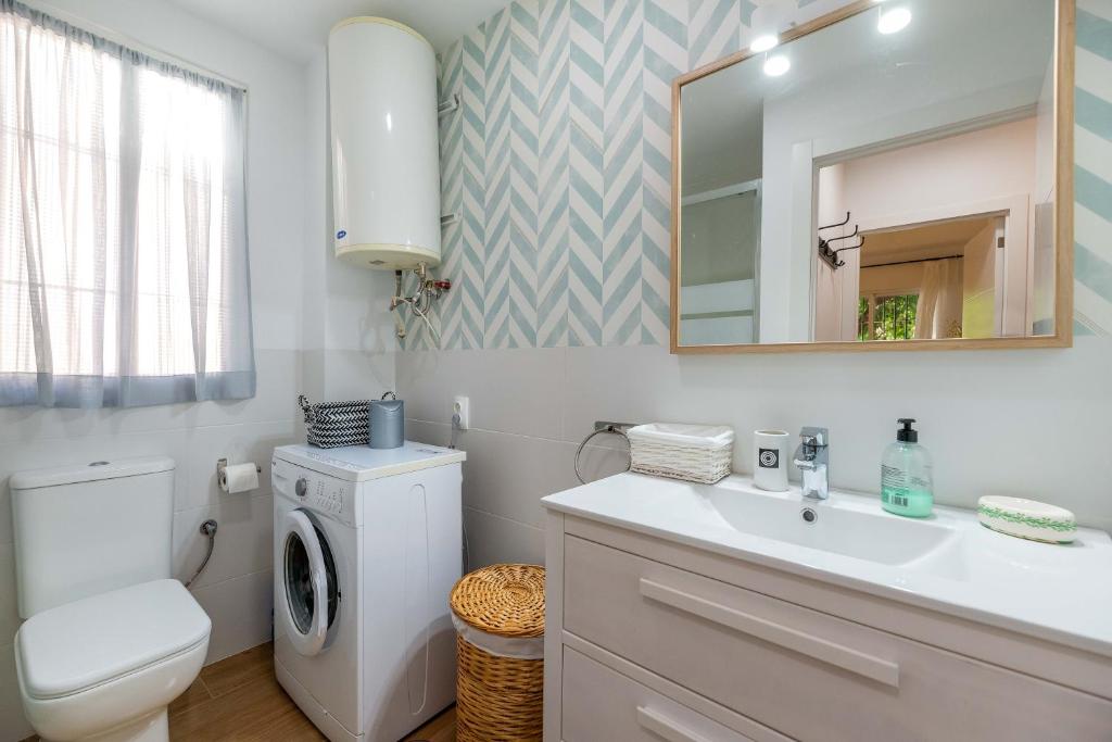 Zdjęcie z galerii obiektu LXR Boulevard Cozy 2Hab. Apt w mieście Benalmádena