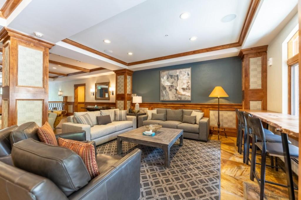 Lone Eagle by Summit County Mountain Retreats - One-Bedroom Apartment