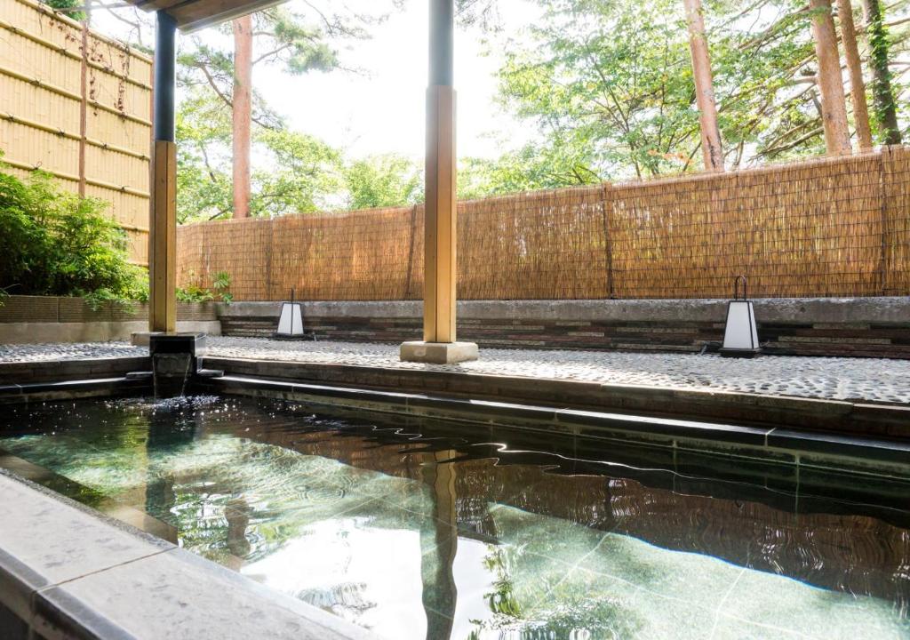 Bazén v ubytování Yatsugatake Hotel Fuuka nebo v jeho okolí