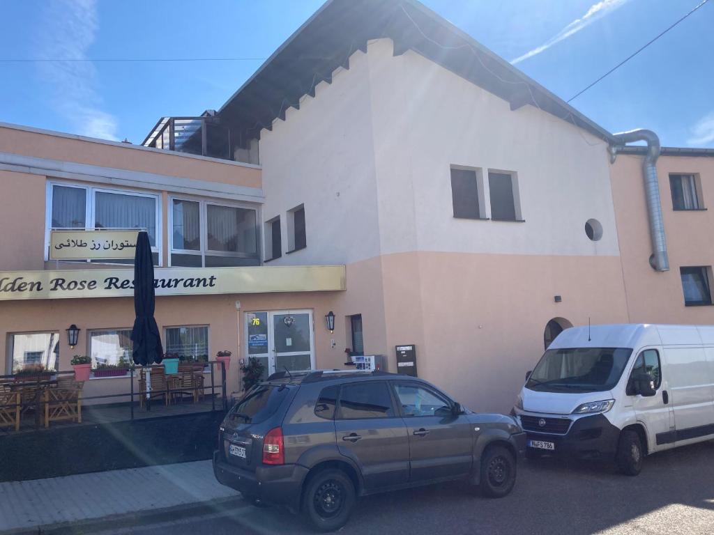 Das Gebäude in dem sich das Privatzimmer befindet
