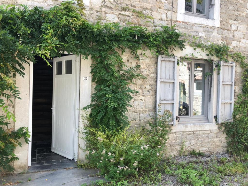 Exteriér nebo vchod ubytování Cottage du Samson - Homestay