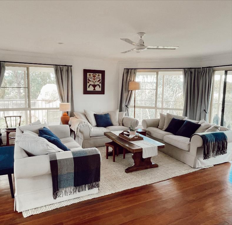 Gallery image of Ballandean Views, Ballandean Queensland in Ballandean