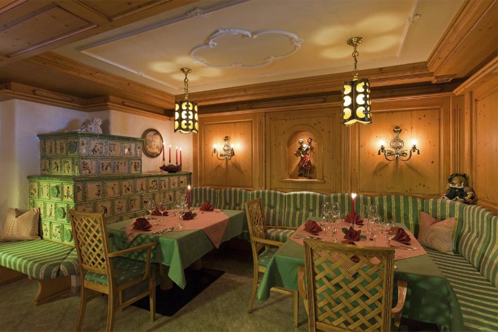 Posezení v ubytování Hotel Alpenrose
