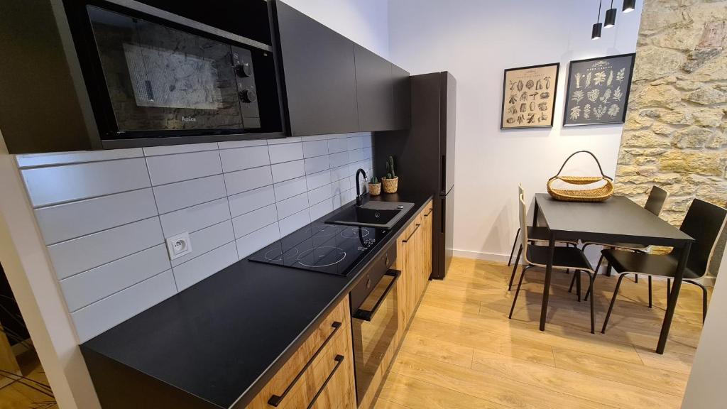Fotografia z galérie ubytovania Szczytowa Kamienica Apartamenty Blisko Centrum v destinácii Čenstochová