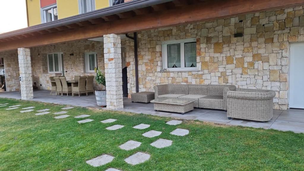 Wanderlust Apt in Villa con Piscina - 45 min Venezia - Zona Unesco - Appartement